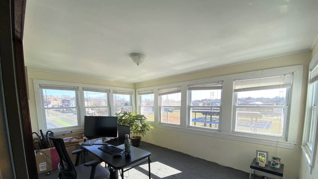 547 Broadway # 3