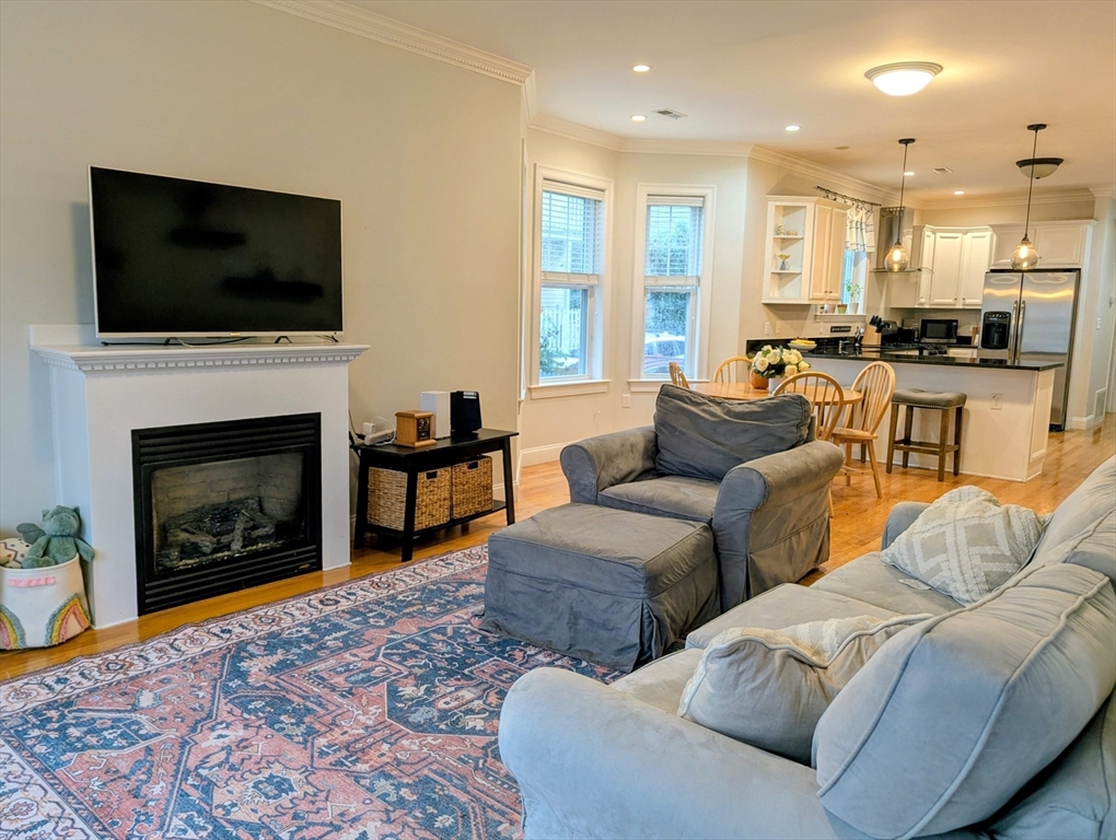 17 Lafield St # 1, Boston Unit: 1