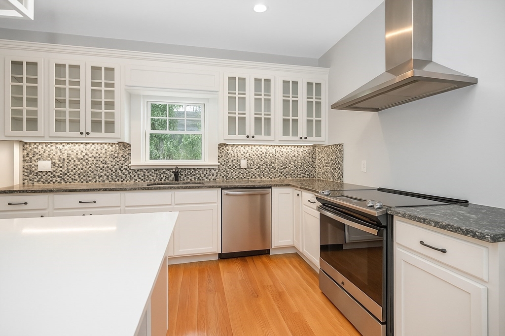 6 Edgehill Rd