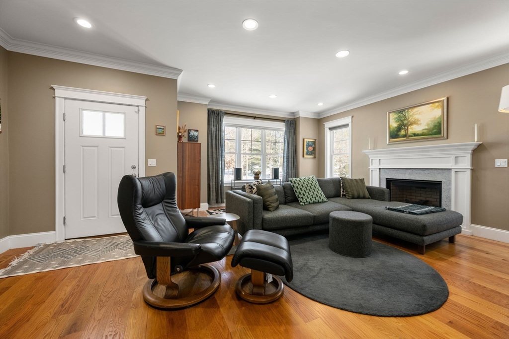 40 Grove St # 1