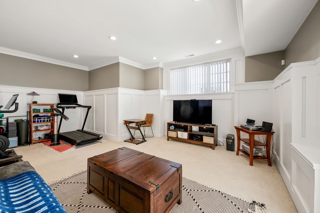40 Grove St # 1