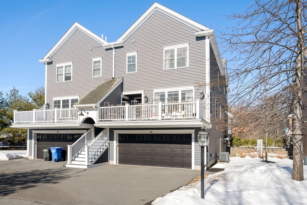 40 Grove St # 1