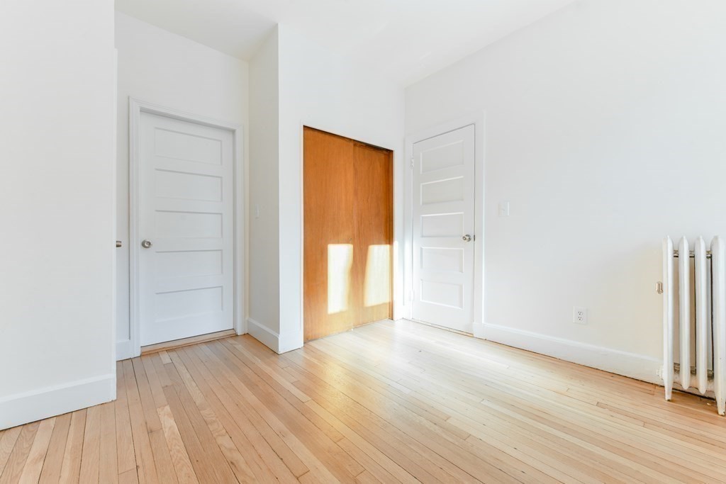 36 Winchester St # 2