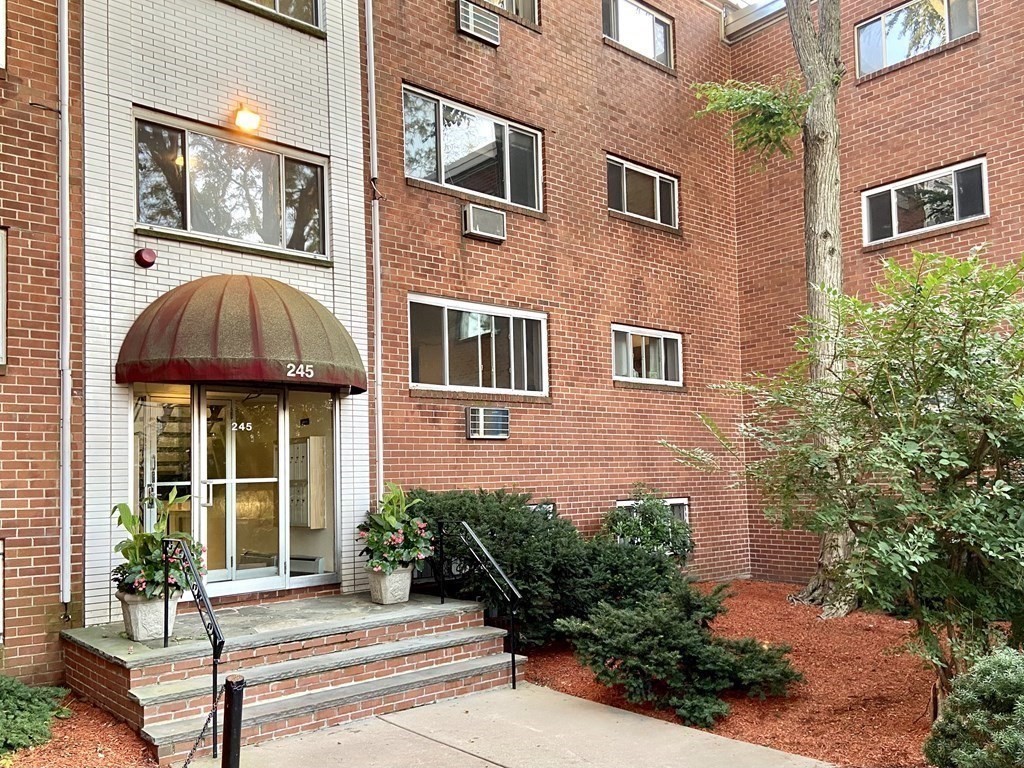 245 Kelton St # 22