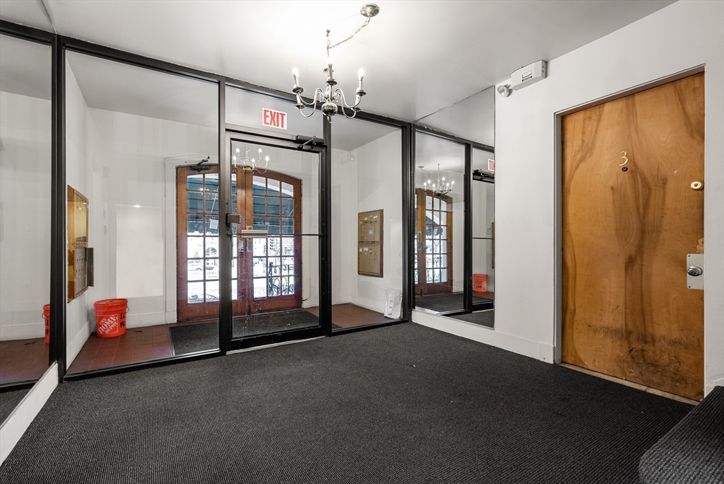 1400 Commonwealth Ave # 2