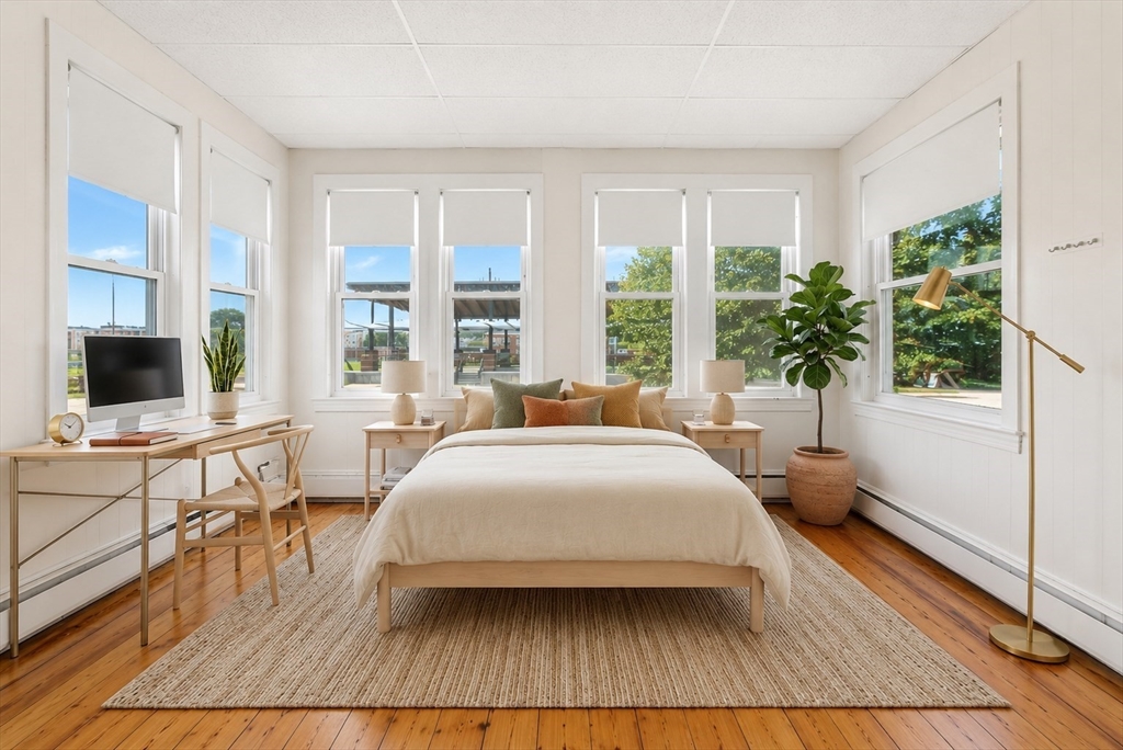 547 Broadway # 1