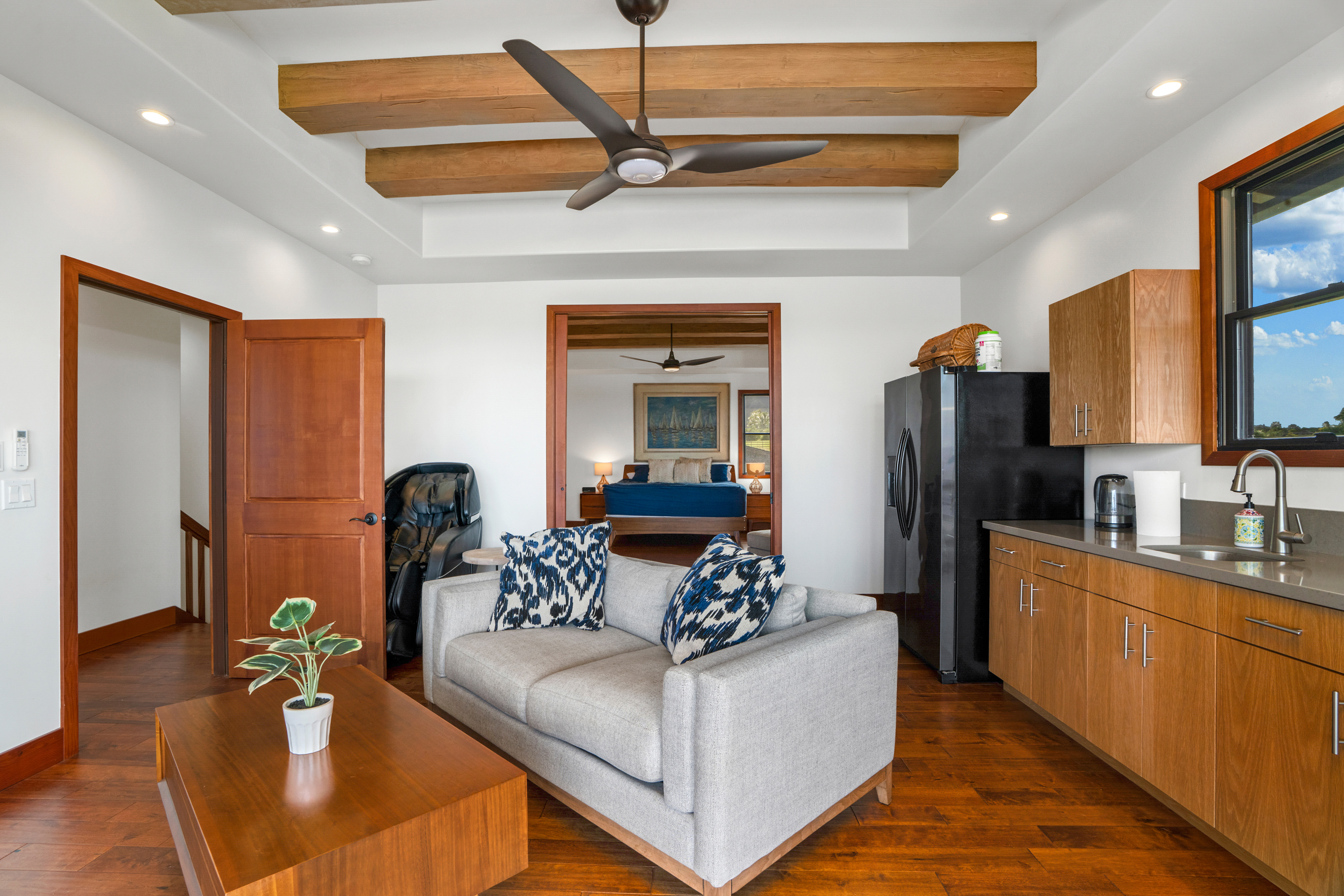 5350 KALALEA VIEW DR 8D