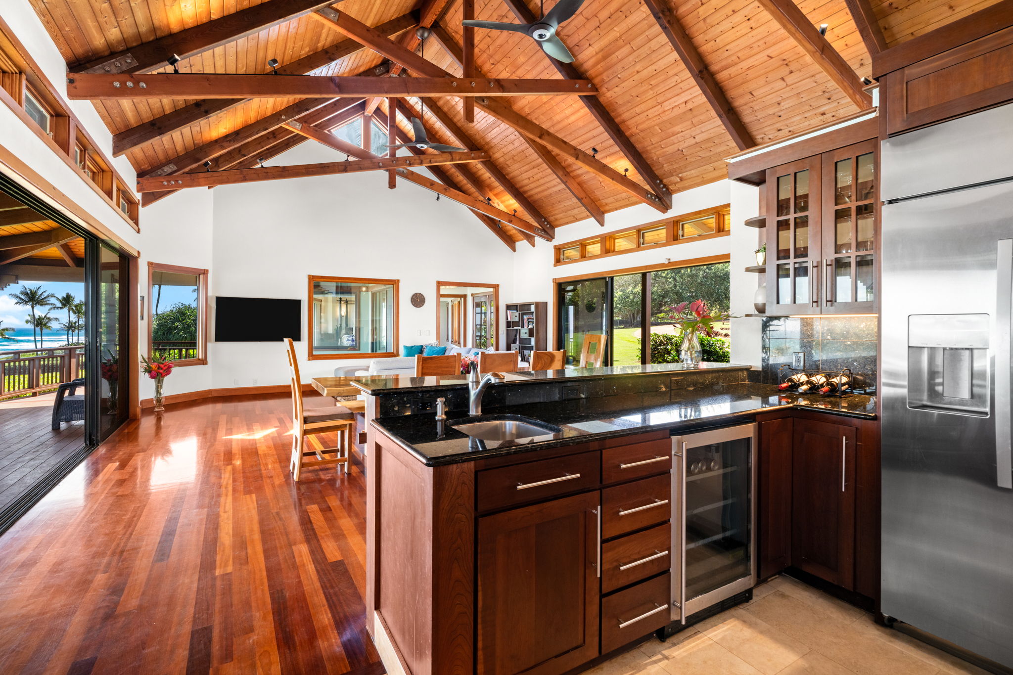 5350 KALALEA VIEW DR 8D