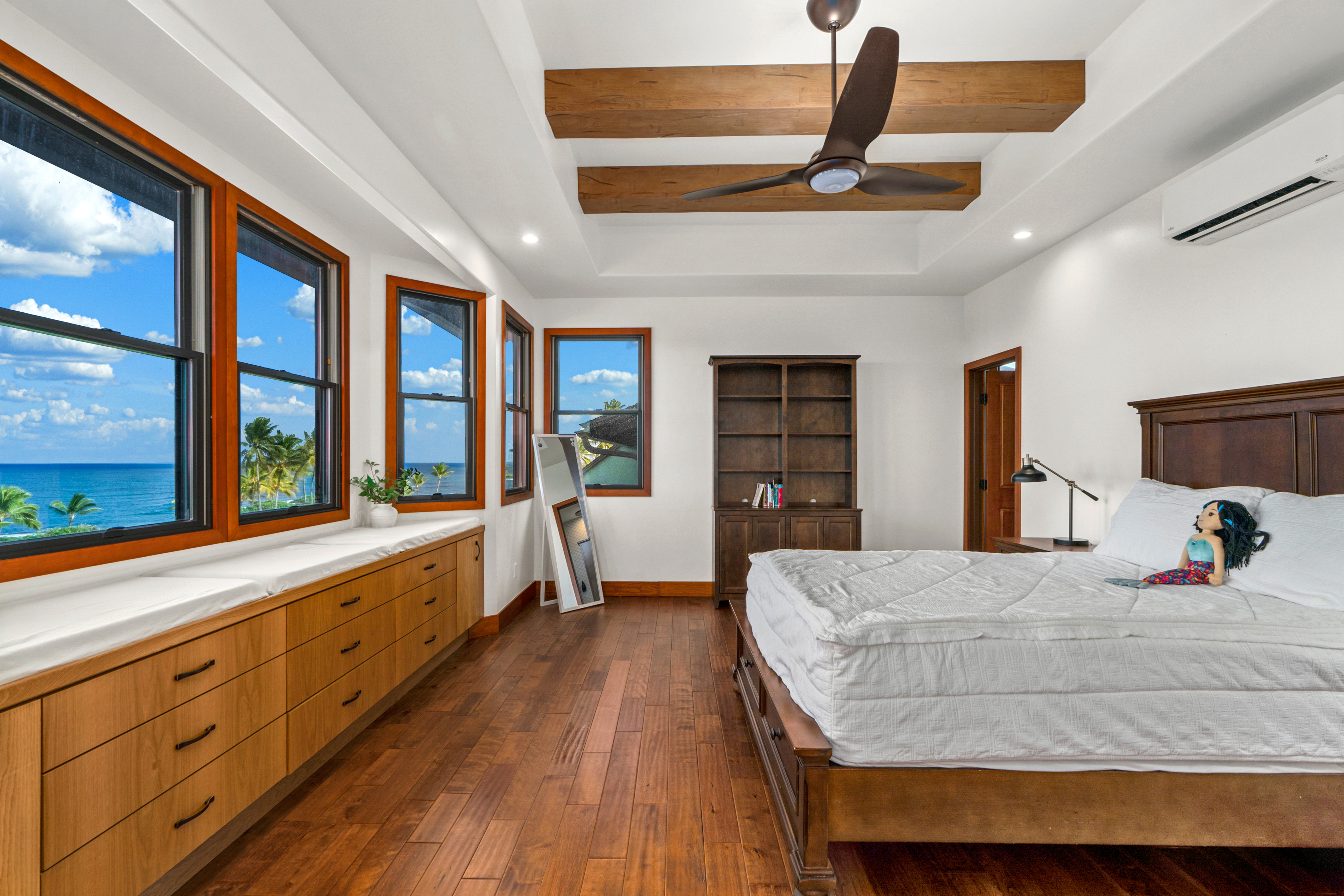 5350 KALALEA VIEW DR 8D