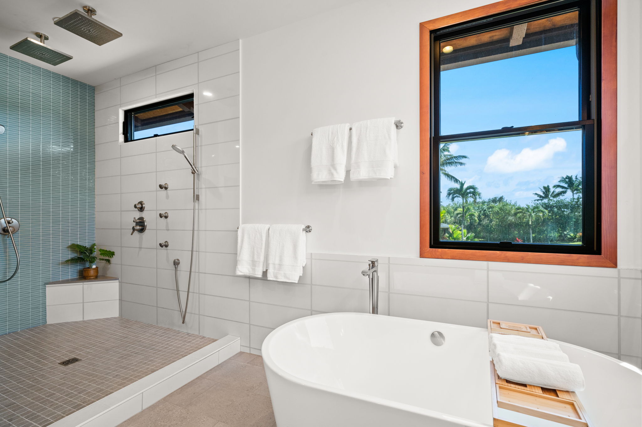 5350 KALALEA VIEW DR 8D