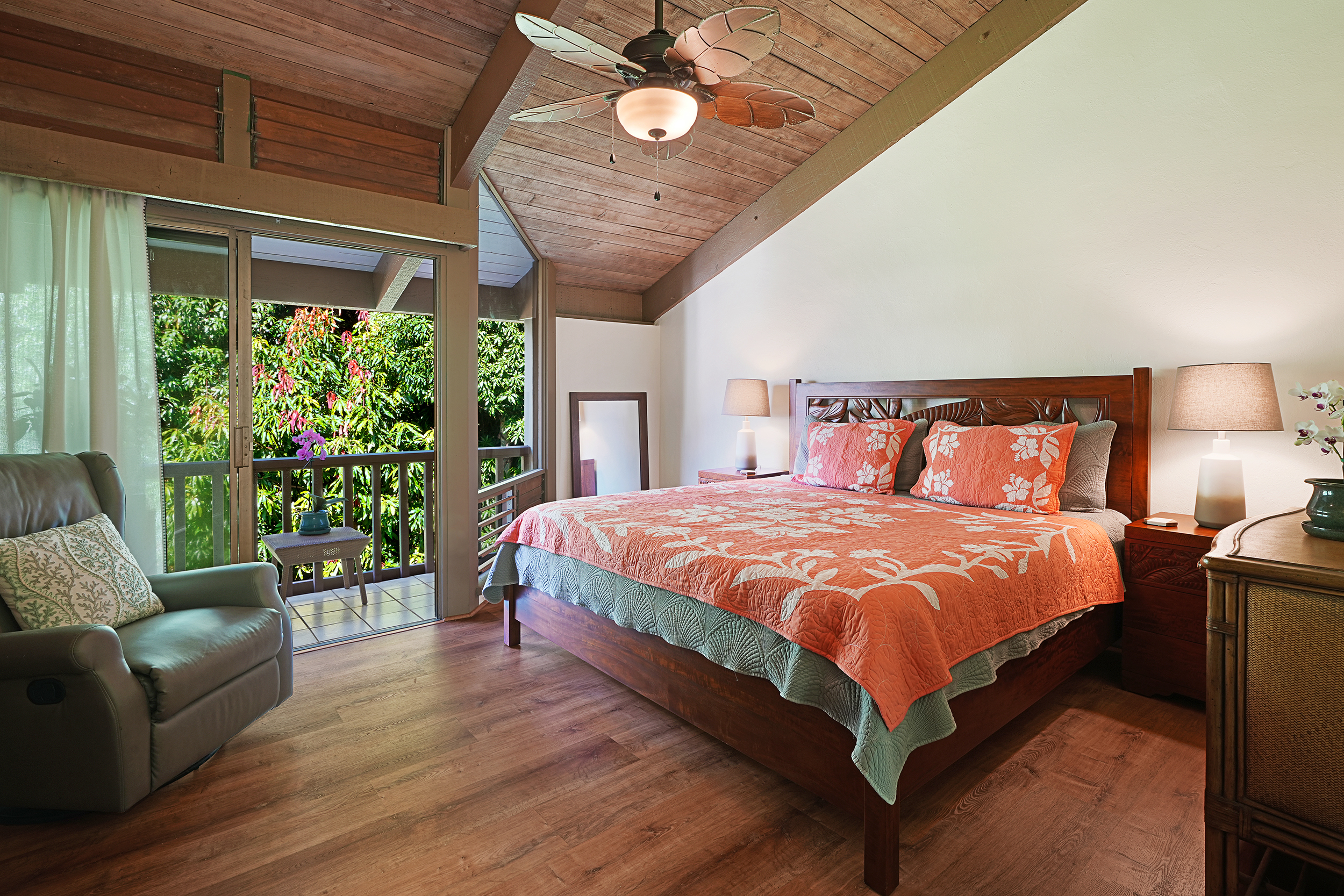 4701 KAWAIHAU RD F201