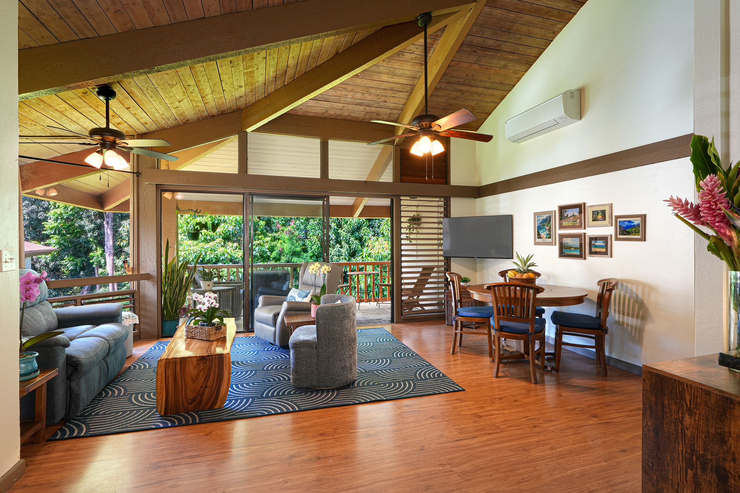 4701 KAWAIHAU RD F201