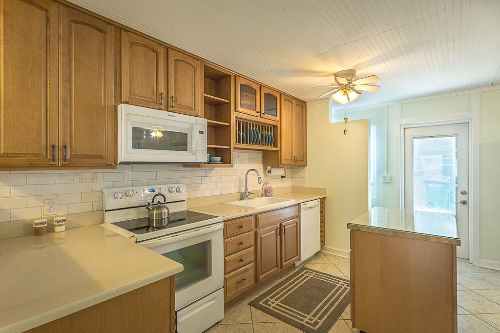 47 E Pine St # 5, 32322 Unit: 4 & 5