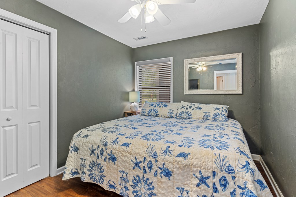 605 Riverview Dr, 32322