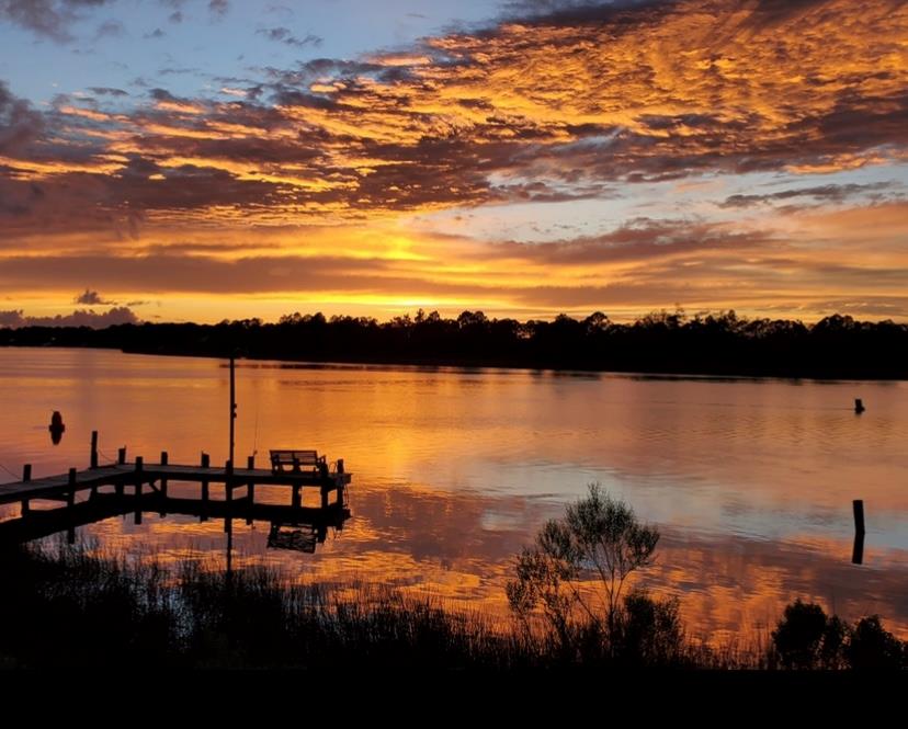 605 Riverview Dr, 32322