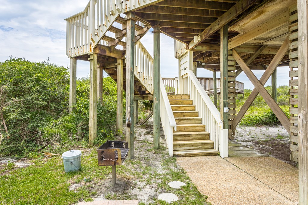 1700 E Gulf Beach Dr, St. George Island 32328