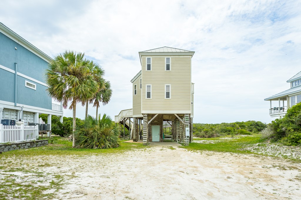 1700 E Gulf Beach Dr, St. George Island 32328