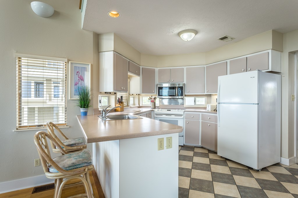 1700 E Gulf Beach Dr, St. George Island 32328
