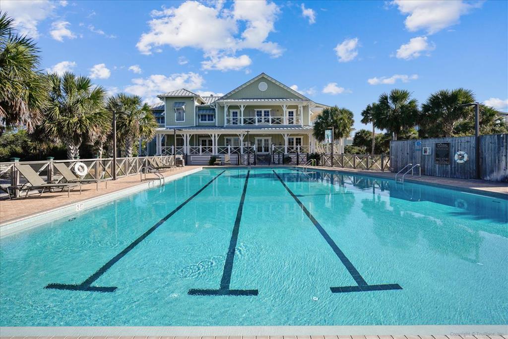 1612 Forsythia Way, St. George Island 32328