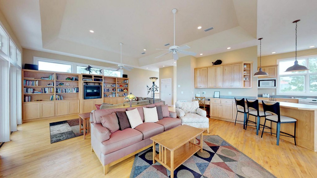1627 Wayfarers Ct, St. George Island 32328