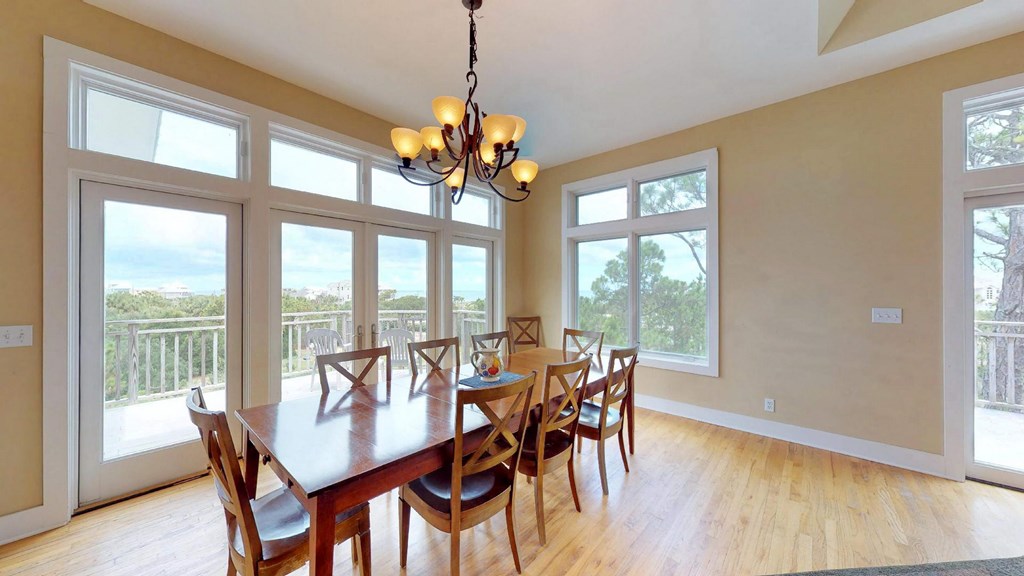 1627 Wayfarers Ct, St. George Island 32328
