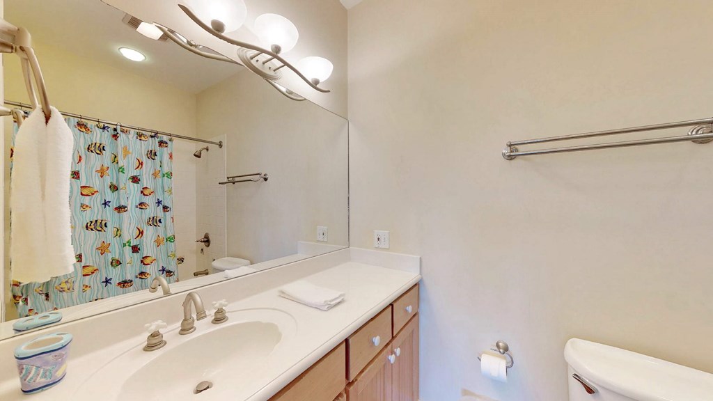 1627 Wayfarers Ct, St. George Island 32328