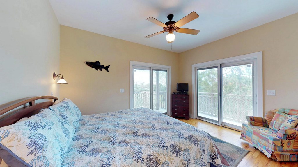 1627 Wayfarers Ct, St. George Island 32328