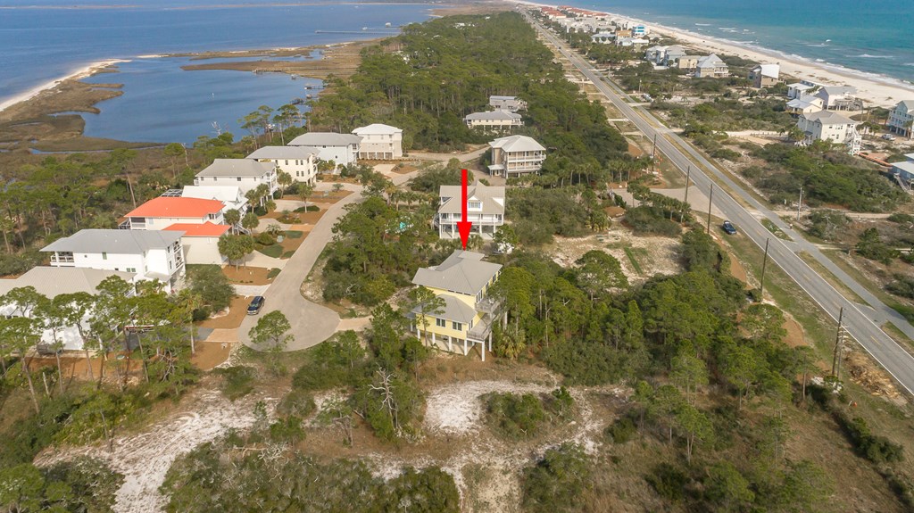 1627 Wayfarers Ct, St. George Island 32328