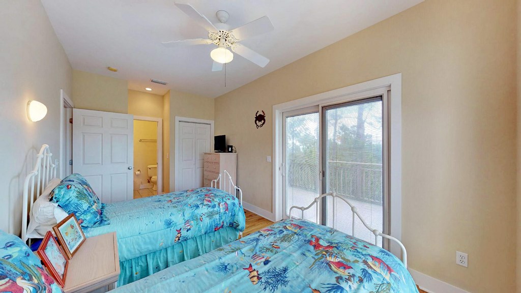 1627 Wayfarers Ct, St. George Island 32328