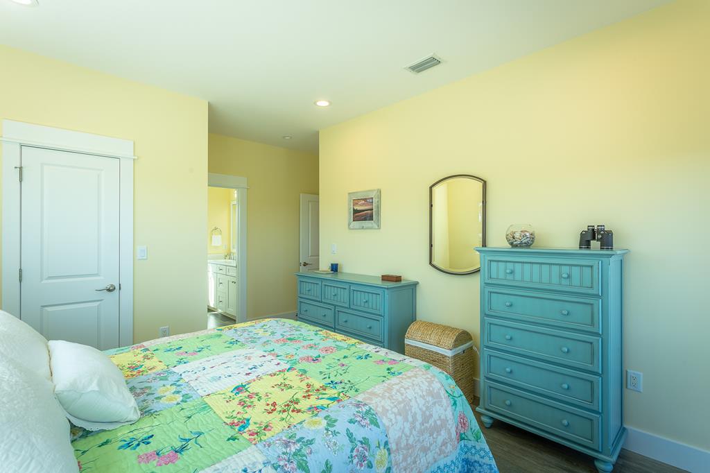 1627 Forsythia Trail, St. George Island 32328