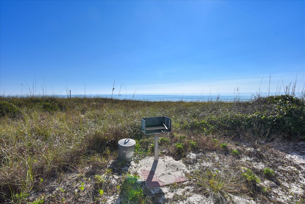 1032 E Gorrie Dr, St. George Island 32328