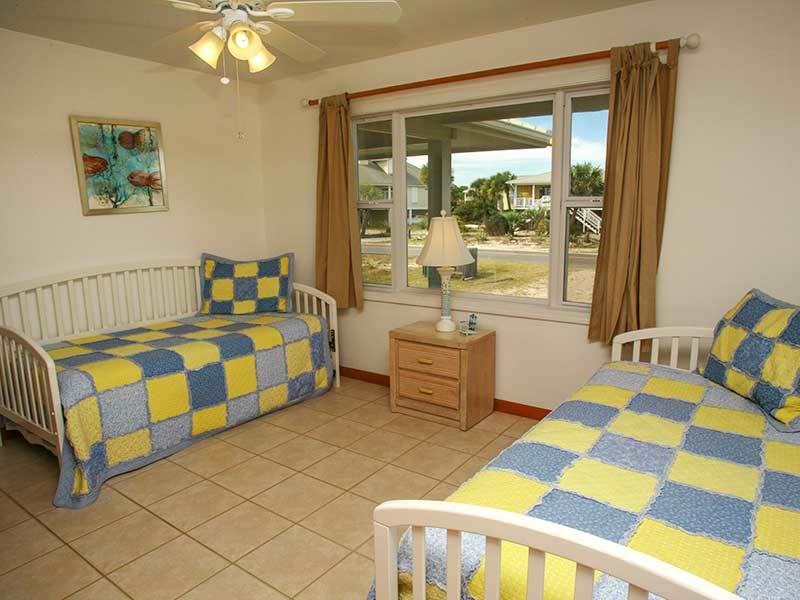 964 W Gorrie Dr, St. George Island 32328