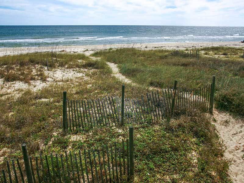 964 W Gorrie Dr, St. George Island 32328