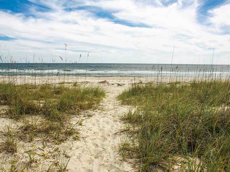 964 W Gorrie Dr, St. George Island 32328
