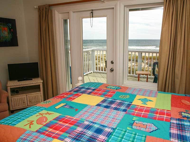 964 W Gorrie Dr, St. George Island 32328