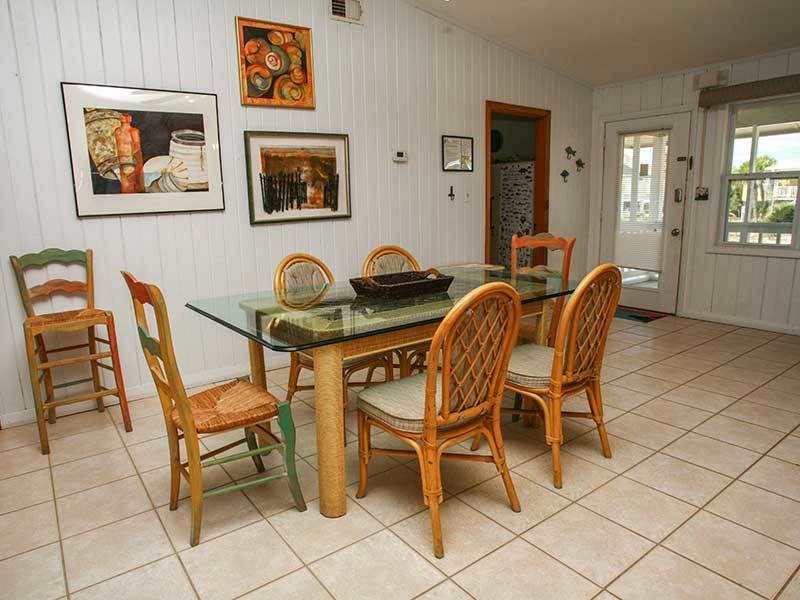 964 W Gorrie Dr, St. George Island 32328