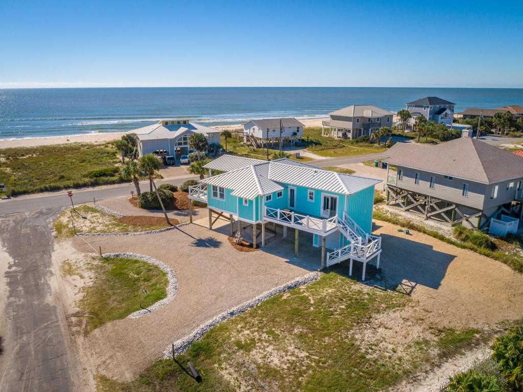 981 E Gorrie Dr, St. George Island 32328