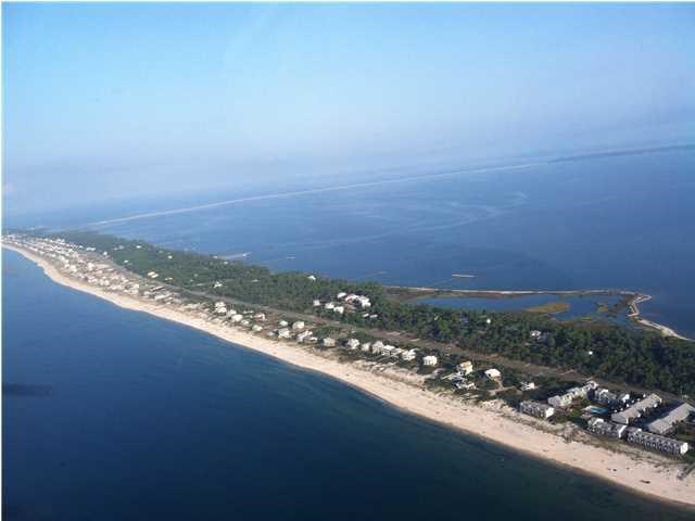 981 E Gorrie Dr, St. George Island 32328