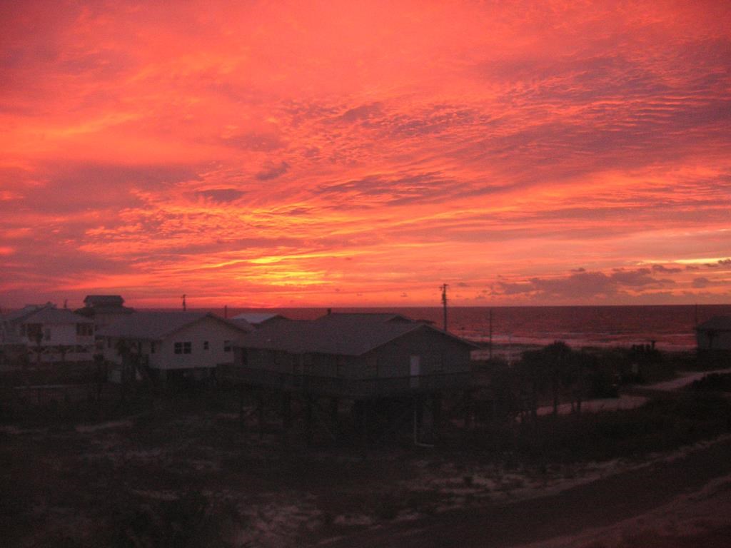 981 E Gorrie Dr, St. George Island 32328