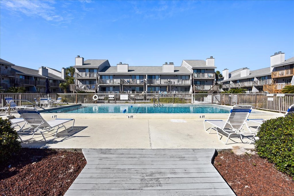 1804 E Gulf Beach Dr # 6, St. George Island 32328 Unit: I 6