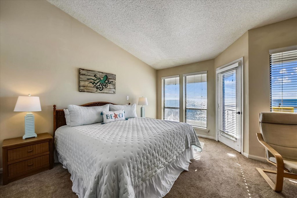 1804 E Gulf Beach Dr # 6, St. George Island 32328 Unit: I 6