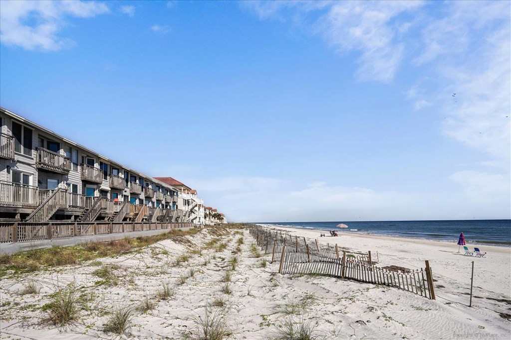 1804 E Gulf Beach Dr # 6, St. George Island 32328 Unit: I 6