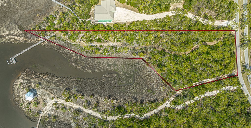 1831 Bayview Dr, St. George Island 32328