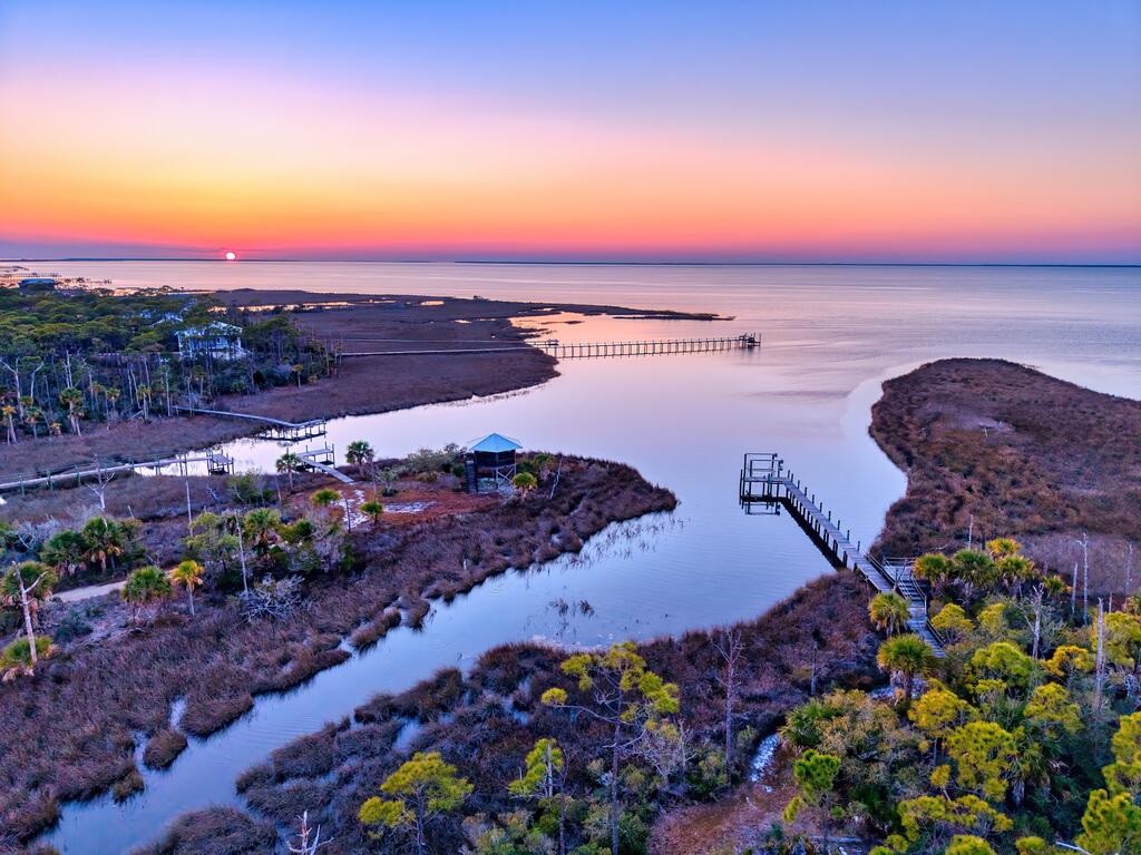 1831 Bayview Dr, St. George Island 32328