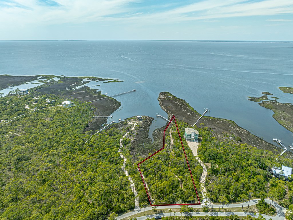 1831 Bayview Dr, St. George Island 32328