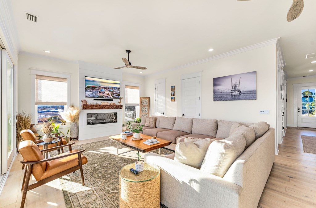 1356 E Gulf Beach Dr, St. George Island 32328