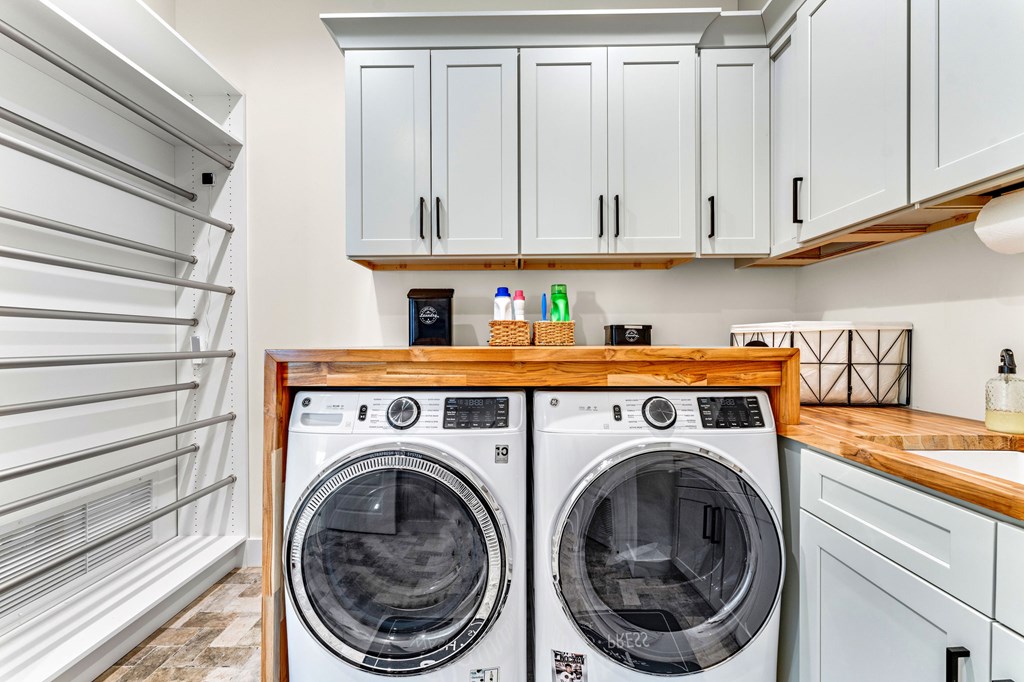1356 E Gulf Beach Dr, St. George Island 32328
