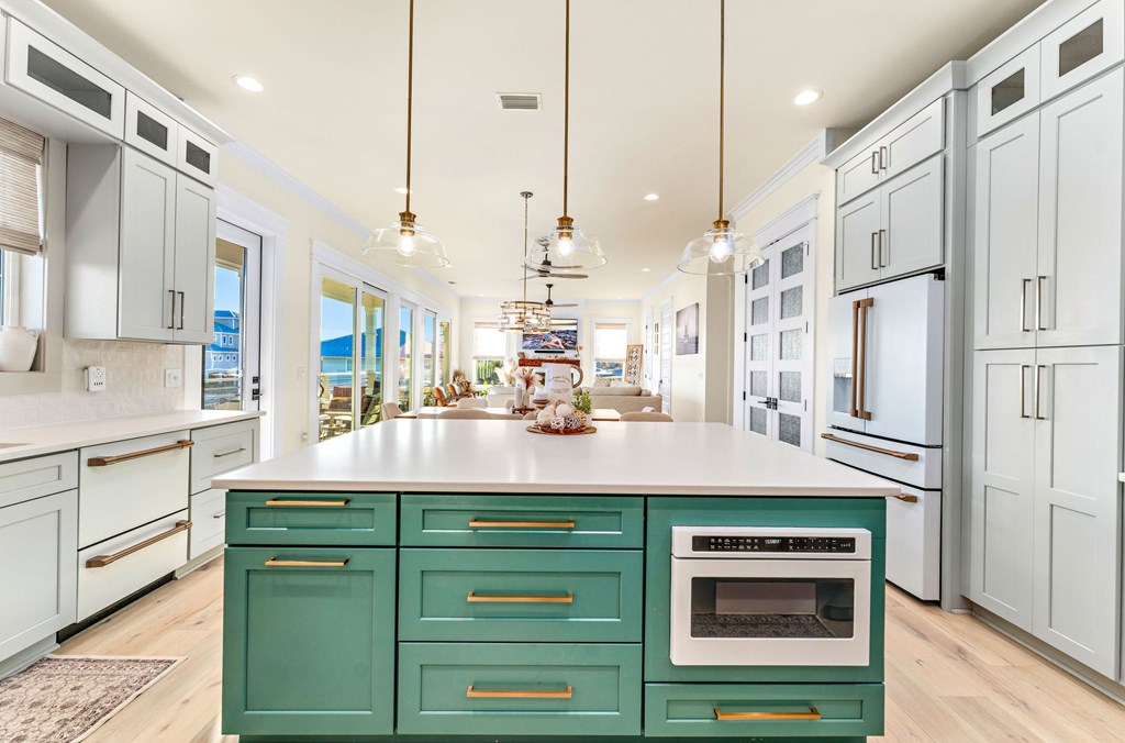1356 E Gulf Beach Dr, St. George Island 32328