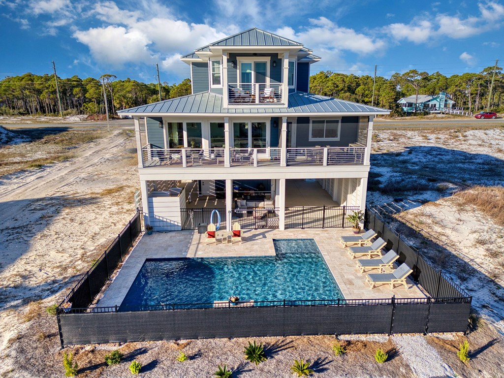 1356 E Gulf Beach Dr, St. George Island 32328
