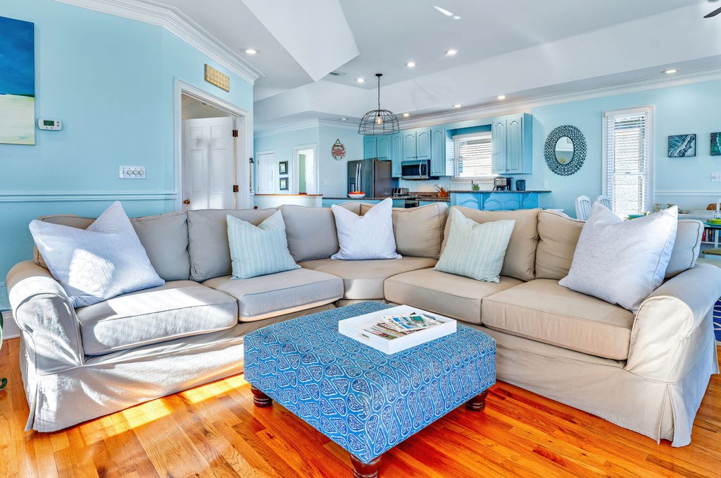 2262 Sailfish Dr, St. George Island 32328
